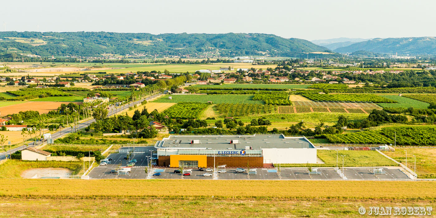vue aérienne - JuanRobert_130626_0925.CR2Saint Rambert d'AlbonDrôme - Rhône-AlpesMagasin Leclerc de St Rambert d'Albon