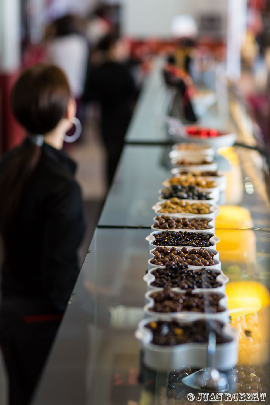 la boutique ValrhonaAuteur, Juan ROBERT, PhotographeTain l'hermitageDrôme - Rhône-AlpesChocolat Valrhona