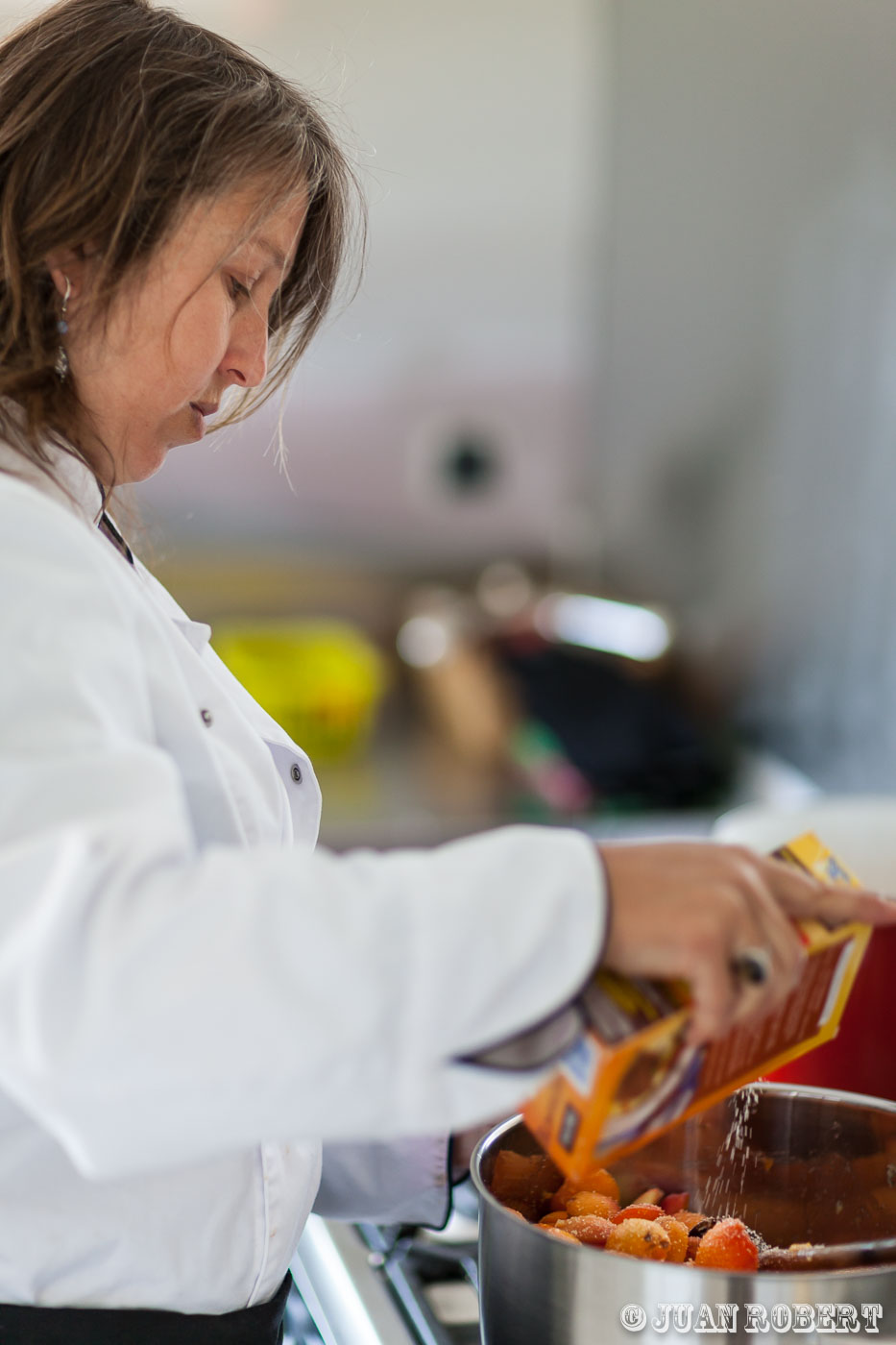 Céline ElieAuteur, Book, Buffet, Catalogue, Compétition sportive, Conférence, Coordonnées GPS, Diaporama, Evènement photo, Galerie web, Image corporate, Inaugurations, Industrie, Juan ROBERT, Organismes publics, PME, Photo d'illustration, Photo institutionnelle, Photo spectacle, Photographe, Photographe France et étranger., Photographe corporate, Photographe de reportage, Photographe entreprises, Photographe entreprises Portraits professionnels, Photographe industriel, Photographe portrait, Photographe presse, Photographie, Photos collectivités, Photos reportage, Portrait photo entreprise, Présentation corporate, Publicité, Reportage convention, Reportages évènementiels, Soirée d'entreprise, Suivi de chantiers, Séminaire, Time-lapse, Trombinoscope, Visites virtuelles, affiche l Photo professionnelle l Evènementiel entreprises l Assemblée générale l Evènementiel société, architecture, cocktail, colloque, communication, photos aériennes, privés, production, réunion, salon, signature 
conventionSt Julien Molin MoletteLoire - Rhone-AlpesL'essaim de Julie