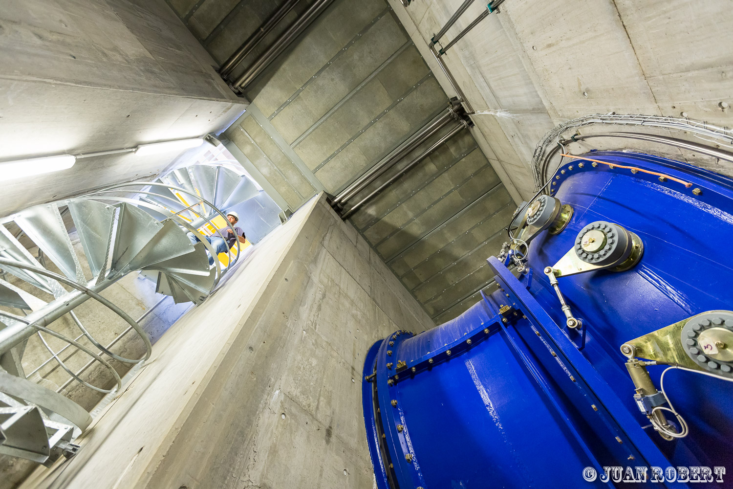 Auteur, CNR, Juan ROBERT, PCH, Photographe, hydro-électrique, industrielle, infrastructure, machines, rhone, turbine, usineLavoursSavoie - Rhône-AlpesPCH de Lavours CNR en Savoie
